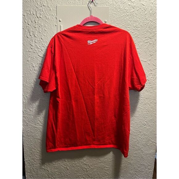 Milwaukee Red T-Shirt Men’s Size XL - Picture 7 of 10